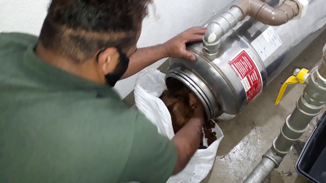 Troca de elemento filtrante