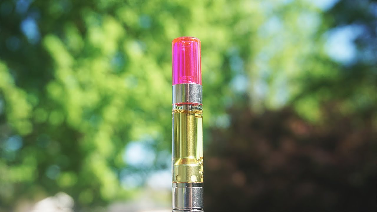 TRYING A PLATINUM VAPES LIVE RESIN CARTRIDGE