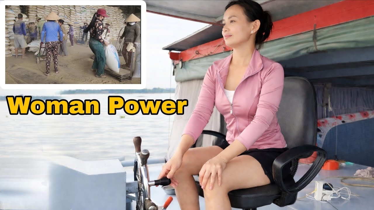 A New Day with a Girl Boat Driver | Dozens of Women Porters on the Mekong River