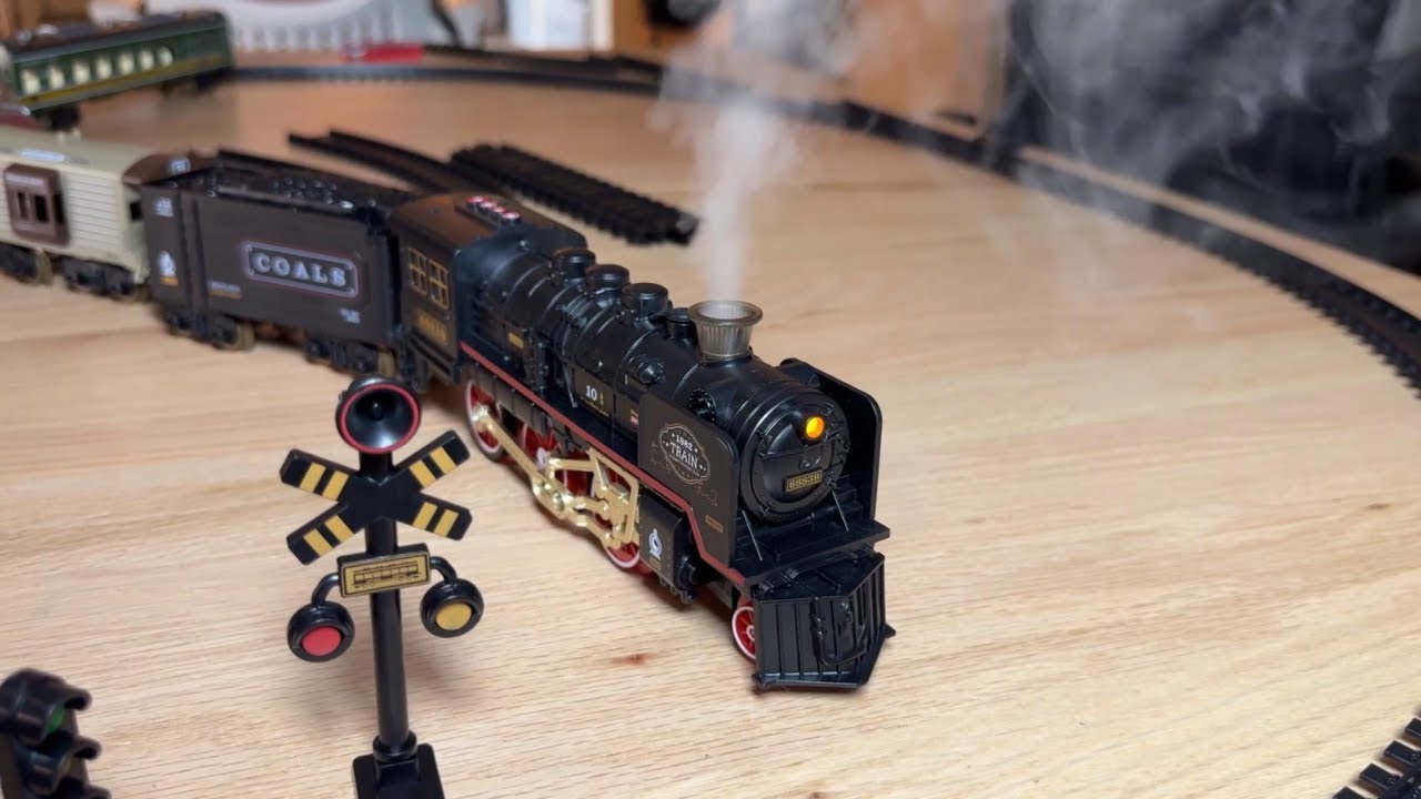 В этом наборе поездов есть секрет в угольном вагоне!