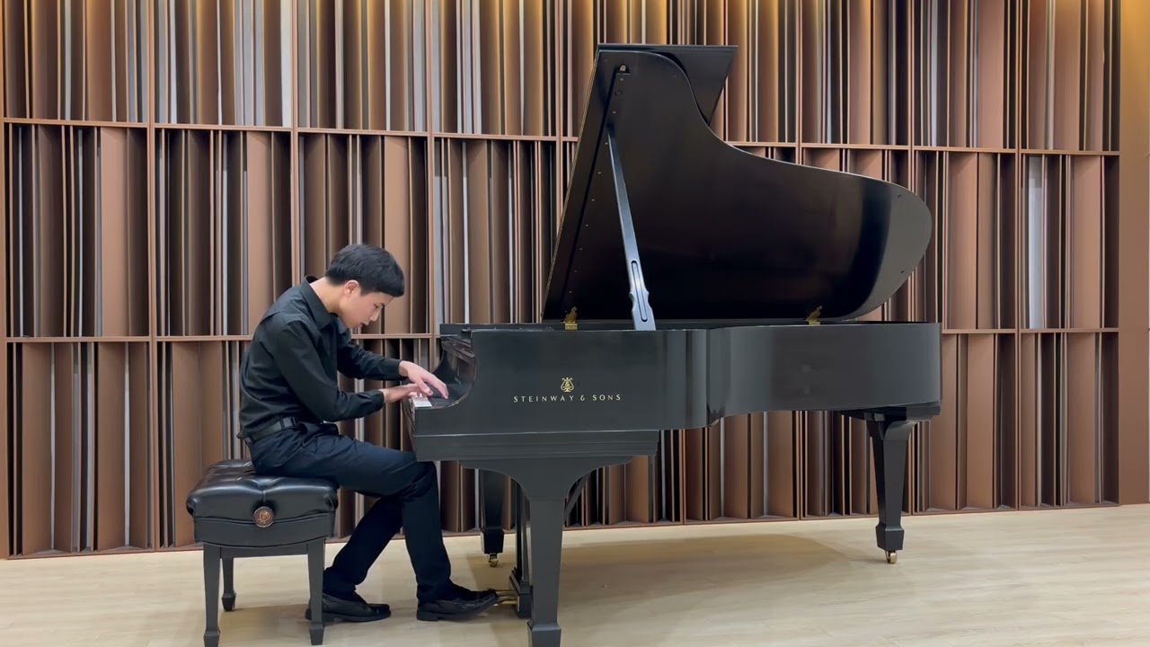 Beethoven: Piano Sonata No. 2 in A major, Op. 2 No. 2, 1st movement / Jisung LEE
