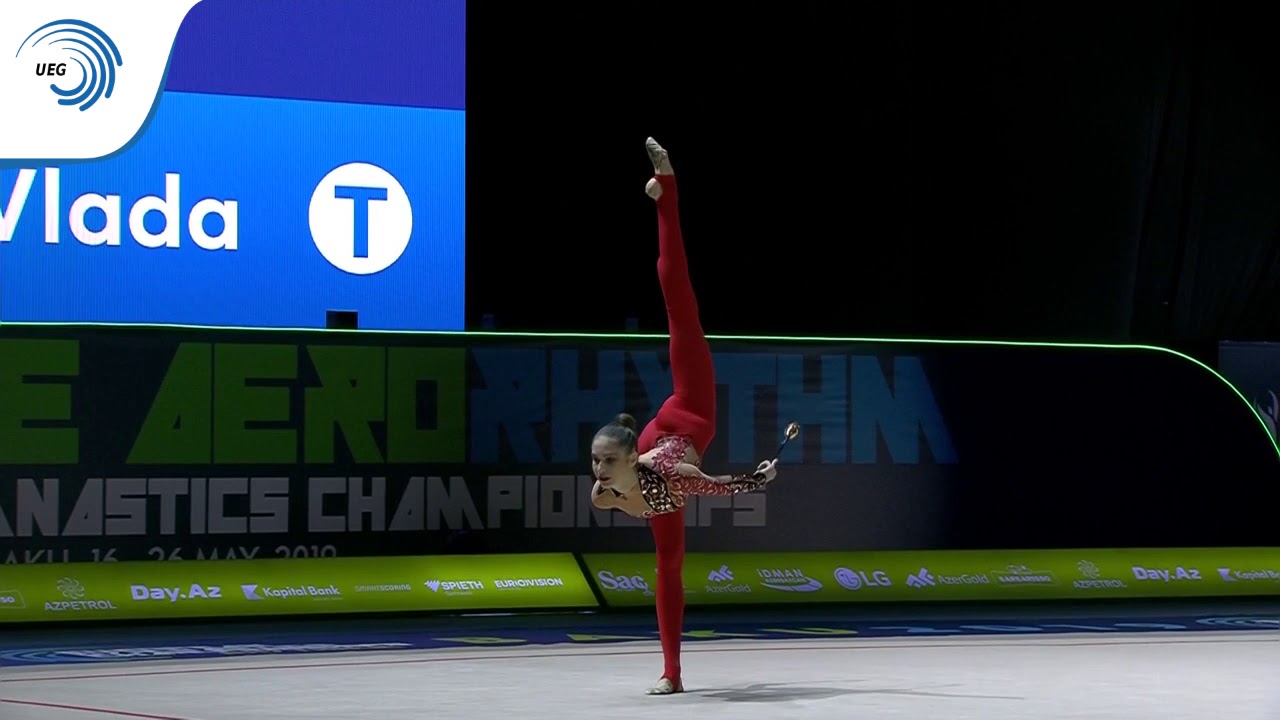 Vlada NIKOLCHENKO (UKR) - 2019 Rhythmic Gymnastics European bronze medallist, clubs