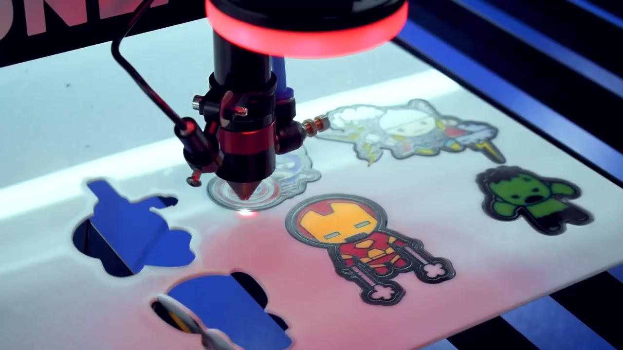 M&Aacute;QUINA CORTADORA L&Aacute;SER 1390 C // KENTRON LASER