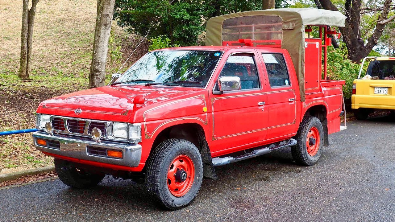 Обзор покупки пожарной машины Nissan Pickup 1995 года (импорт из США) на японском аукционе