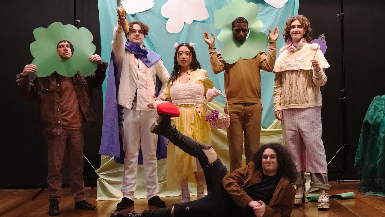 MUNGMUNG - PRINCE CHARMING (Official Video)