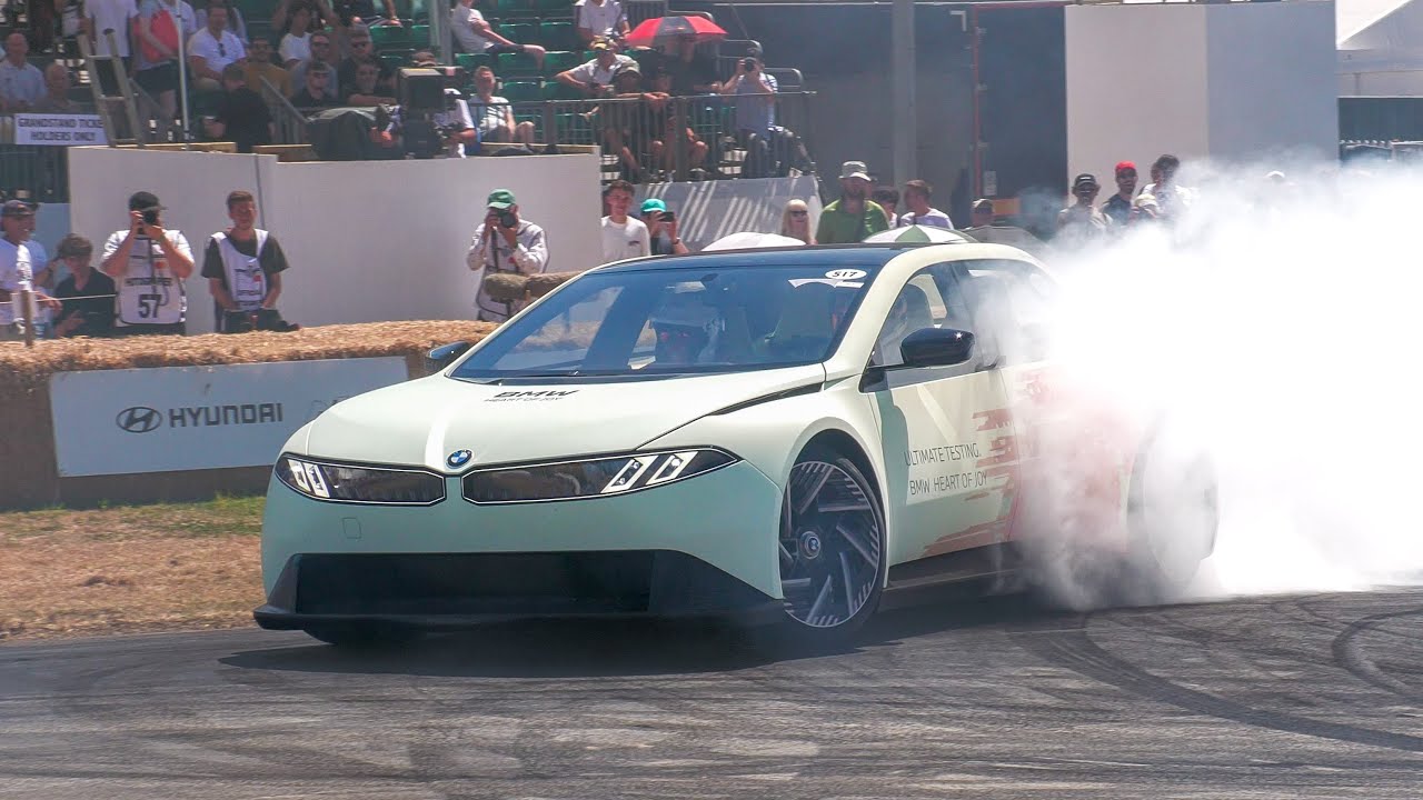 THE NEW BMW VISION NEUE KLASSE | Donuts, Details, Acceleration, ...