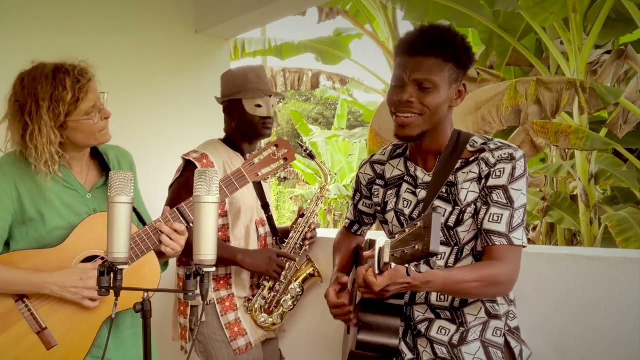 Song Of Thanksgiving - Seyram Music Daavi Eva & Fui Sax #trending
