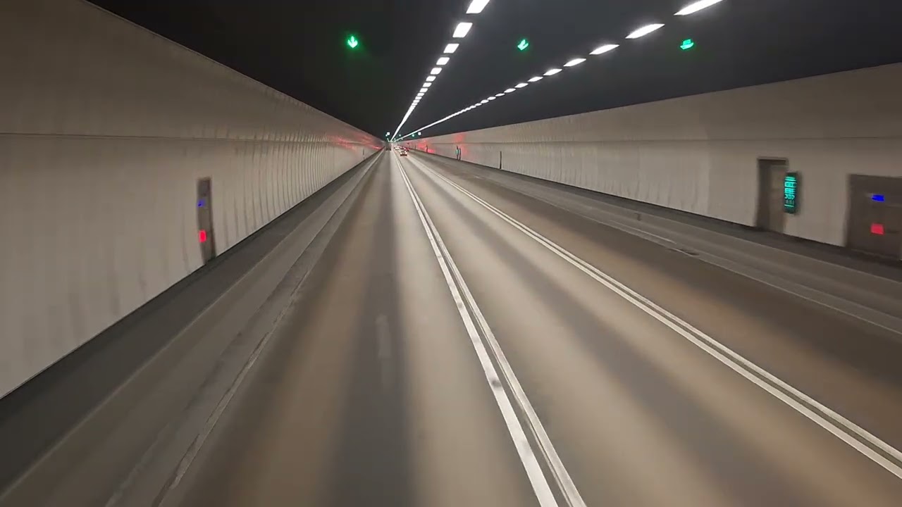 九巴UJ2100 68M元朗西大欖隧道