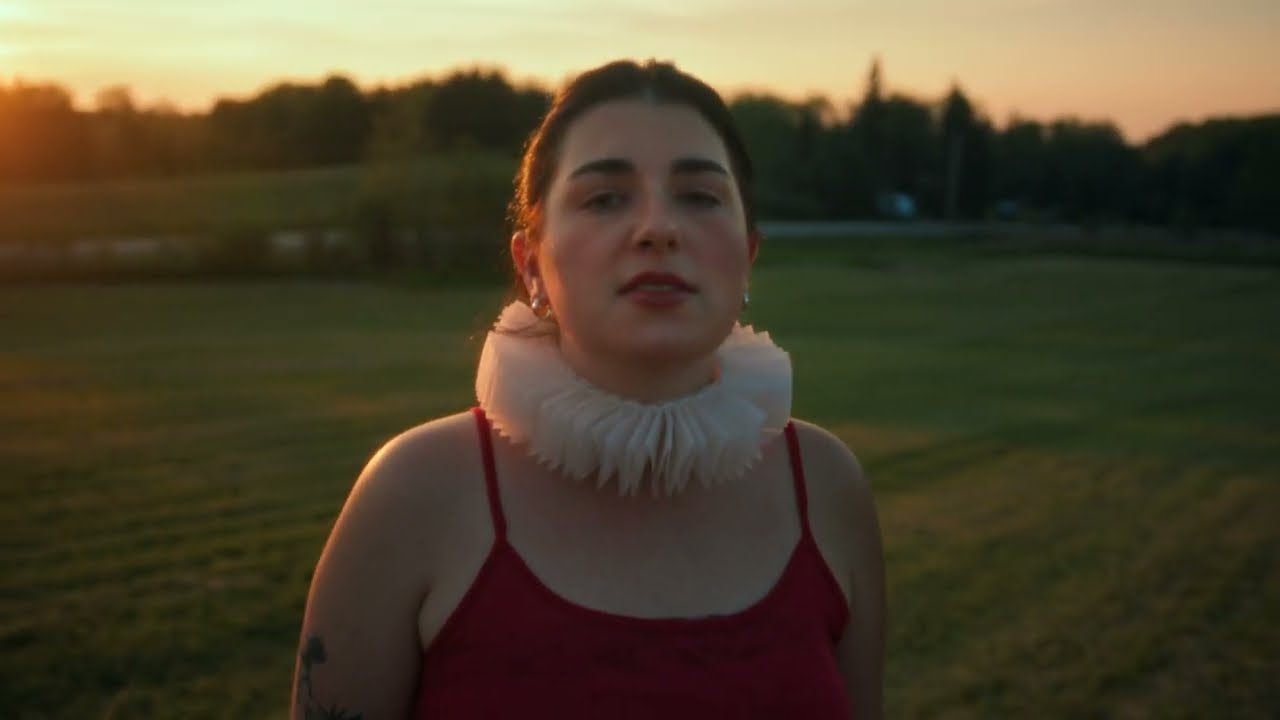 Rosalie Ayotte - Femme invincible | clip officiel