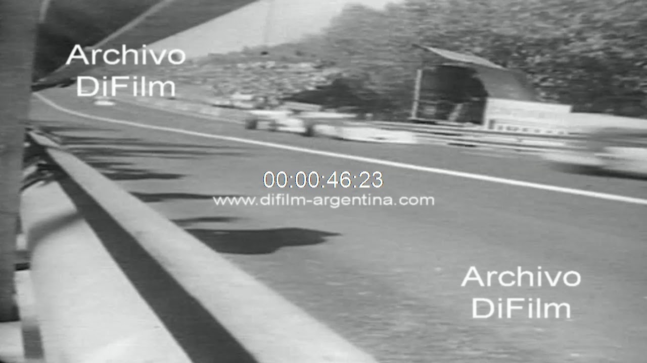 Emerson Fittipaldi wins GP Espa&ntilde;a - Montjuich Park circuit 1973