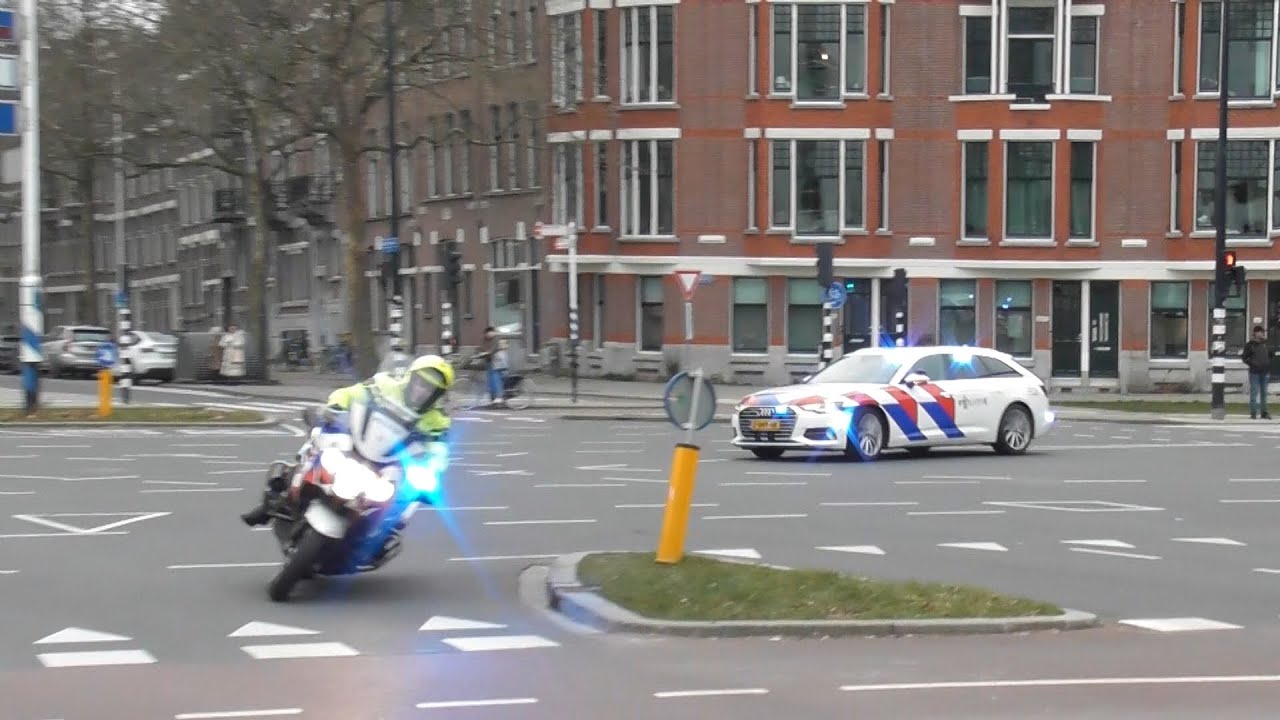 [VTB] Politie begeleidt ambulance 16-185 met spoed vanuit Zoeterwoude naar het EMC in Rotterdam!