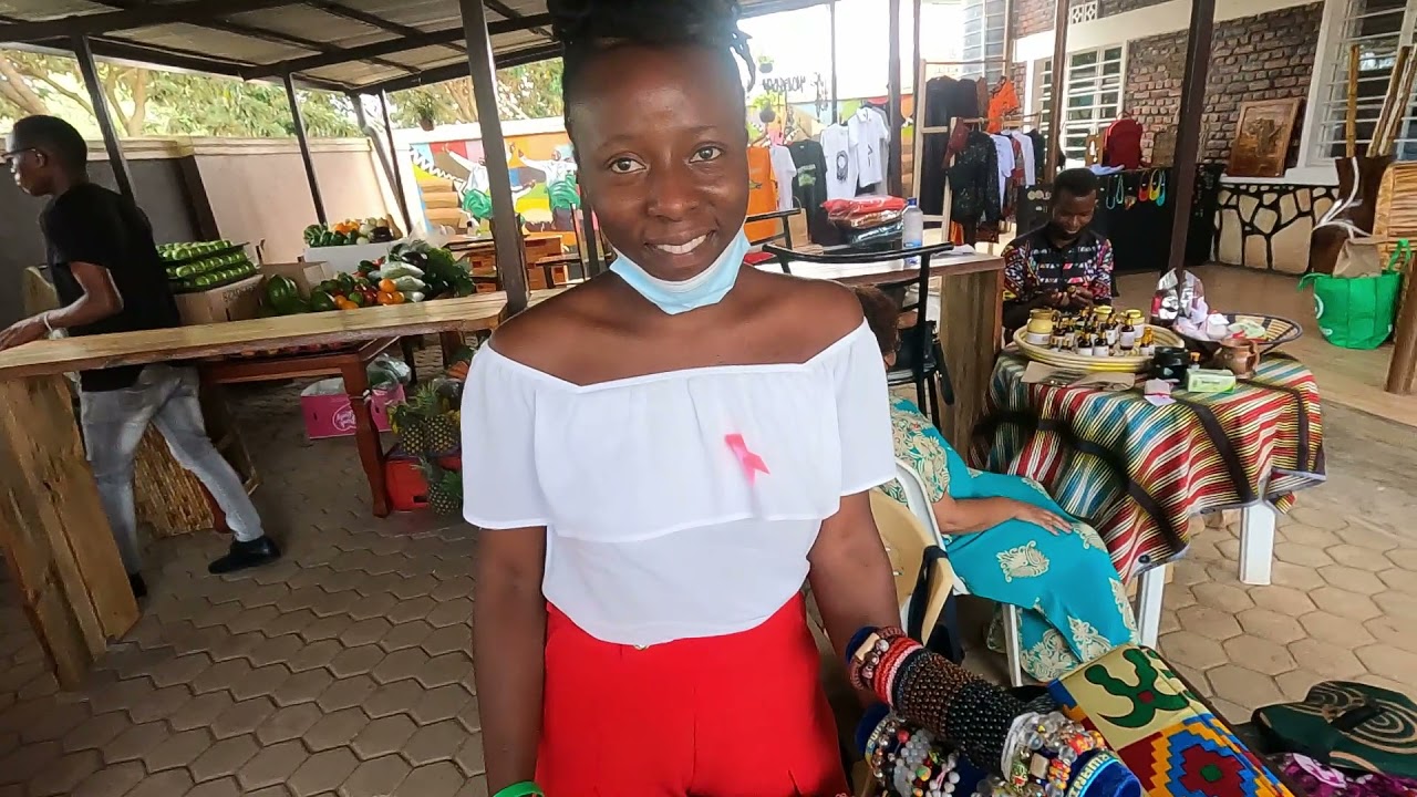 Kigali VLOG - Ikawa Kafe Market, Kurry Kingdom, Poivre Noir and Inzora!
