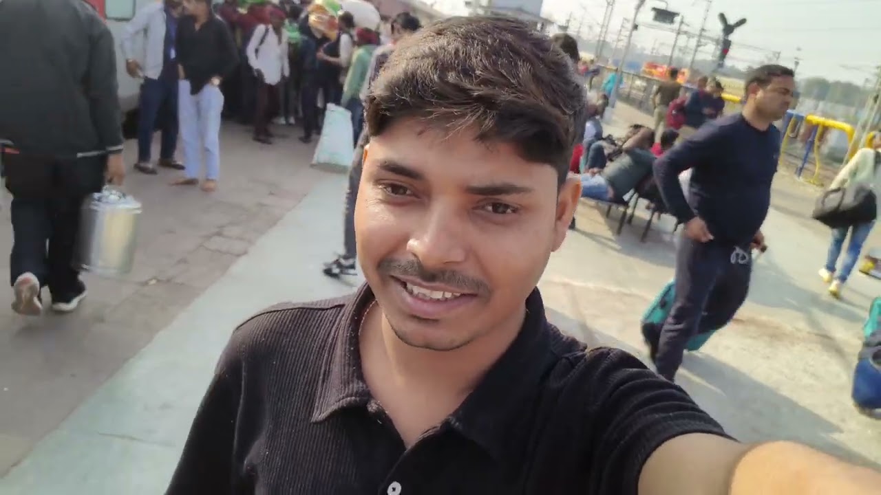 😡🥺🫡Yar finally ghar pahuch gaya 🚆😜🤪😝🔥💥#minivlog #16thday #travel #lucknow #jhansi #kanpur  #persons.