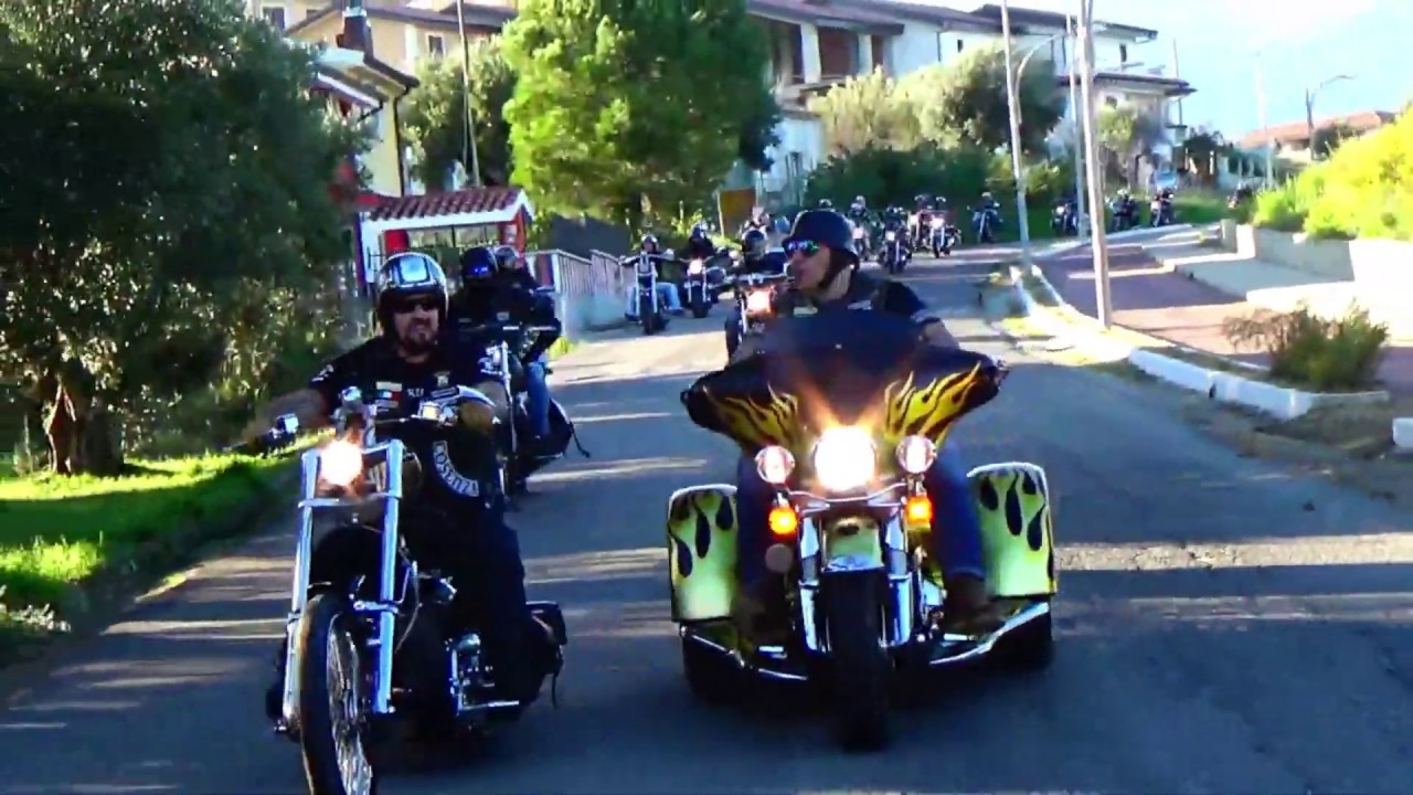 No Surrender MC Cosenza - Regaliamo un sorriso