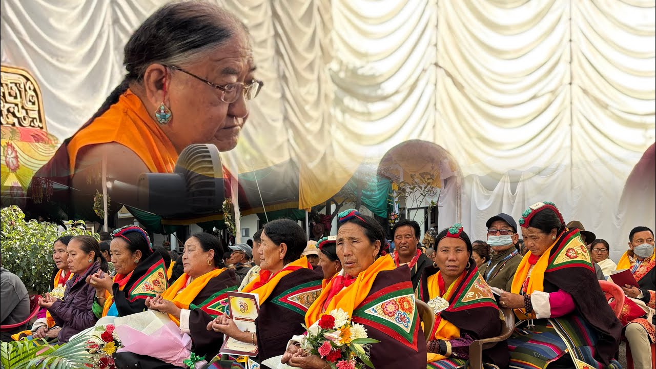 Mustang Tenshug Offering to  His Holiness Sakya Gongma Trichen Dorjechang Rinpoche, Guru of Gurus.🙏🙏