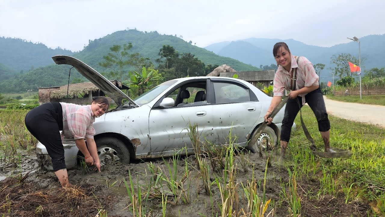 Girl rescues, repairs and restores a car that lost control and fell into a field.