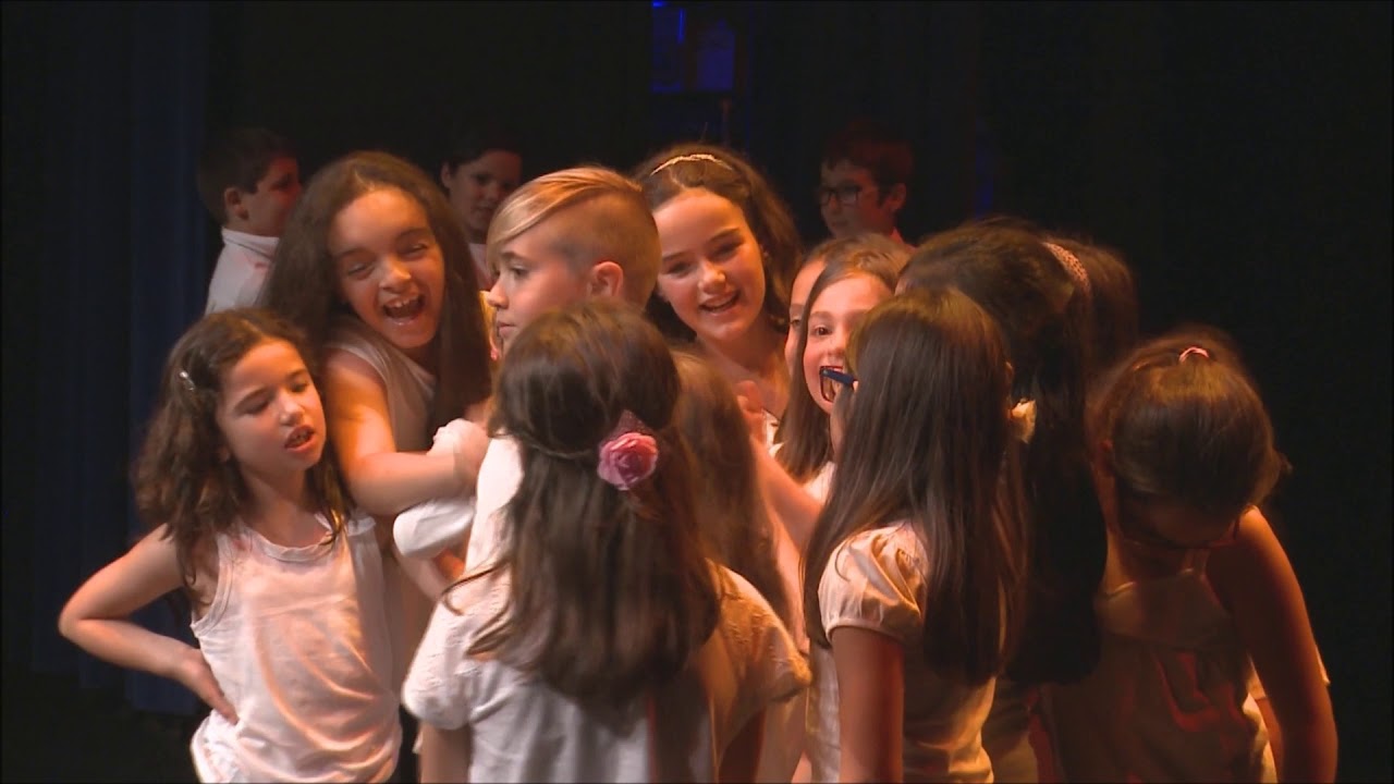 Coro infantil e juvenil de Santiago e São Simão de Litém e Albergaria dos Doze