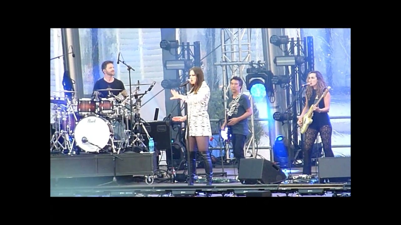 Floor Jansen - Invincible (Royal Park Live @ Paleis Soestdijk 04.07.2024) 1/4