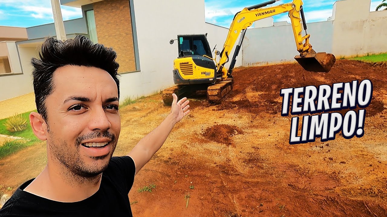 FIZEMOS A LIMPEZA DO TERRENO 🚜🥰 *eita, saiu muita terra*