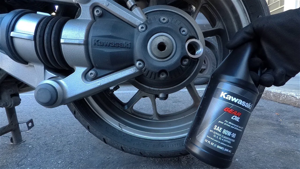 2011 Kawasaki Concours 14: Final Gear Case Oil Change