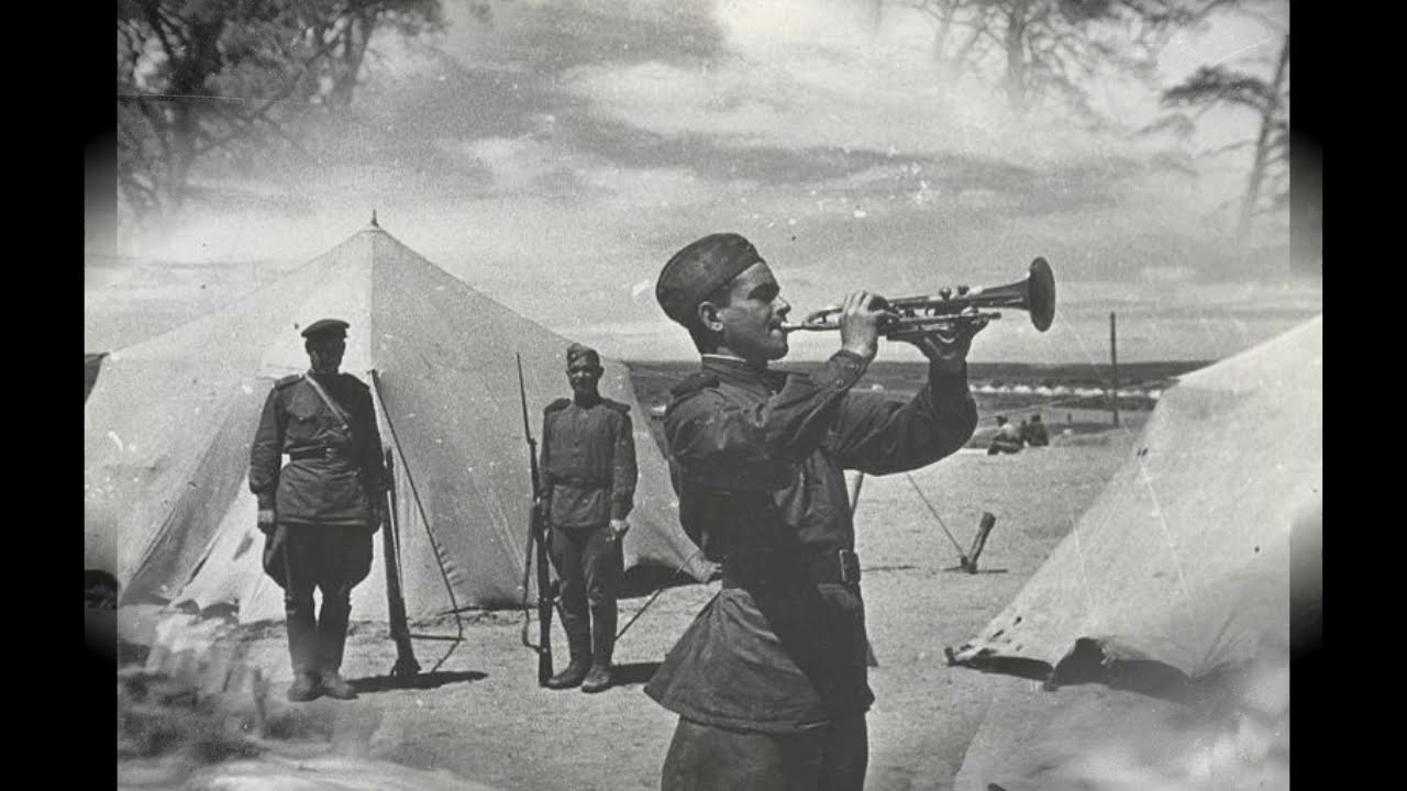 Марш Красная заря и Гимн РФ  Военный оркестр