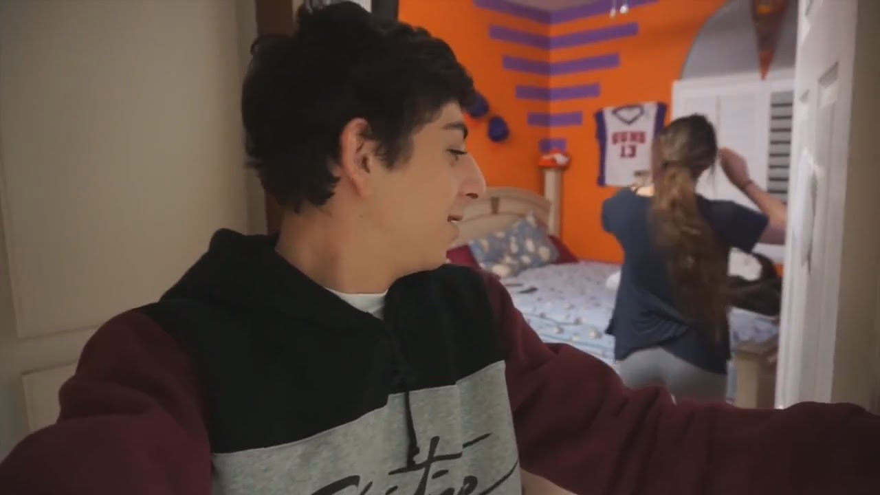 CAUGHT STARING.. | FaZe Rug
