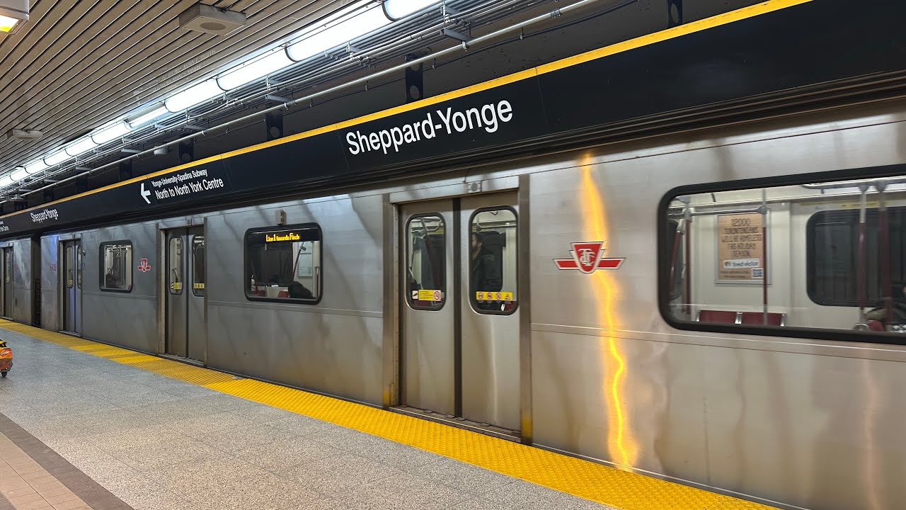 TTC Subway 143