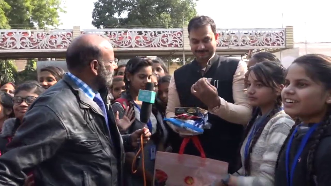 MLA gwalior dhakshin praveen paathak ka school bachon ke saath mela bhraman || mp yong mla ||