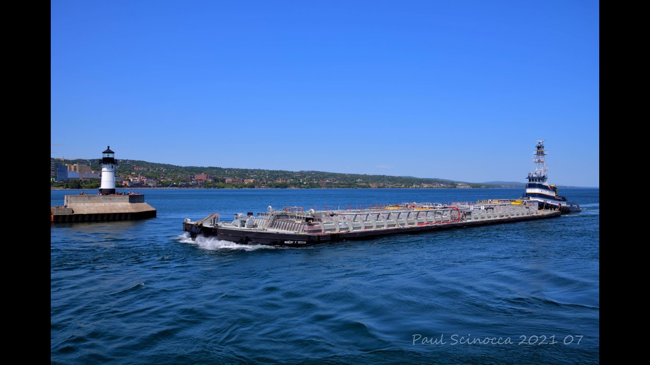 A horn happy Zeuss/Deegan tug/barge arriving Duluth with Calcium Chloride July 25, 2021