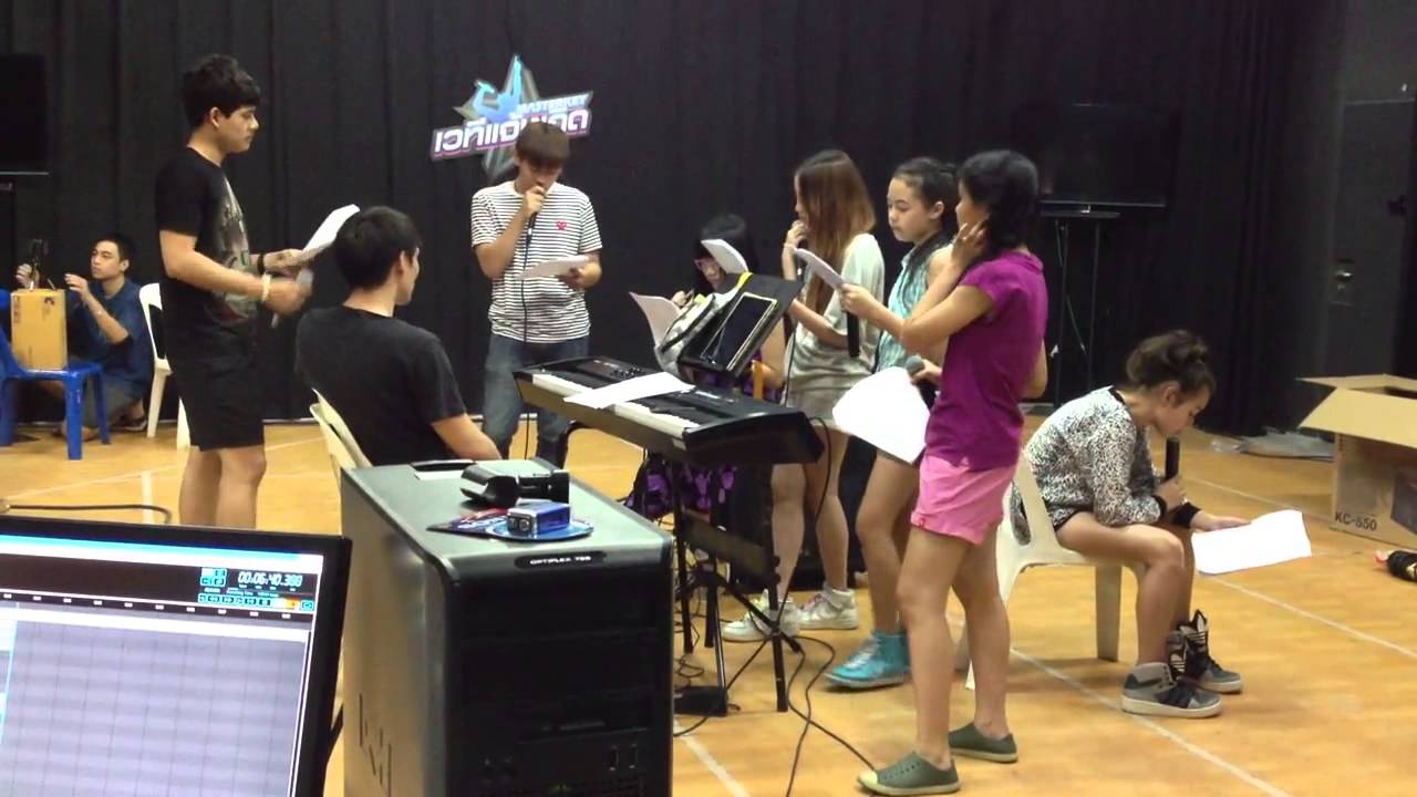 บรรยากาศ Tweenie 90's ซ้อมร้องเพลง