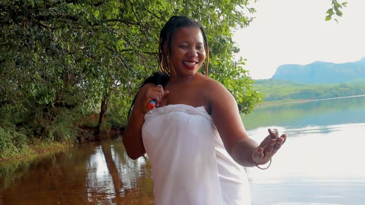 Malondolo - Malondolo Ndi Nne (Official Video)