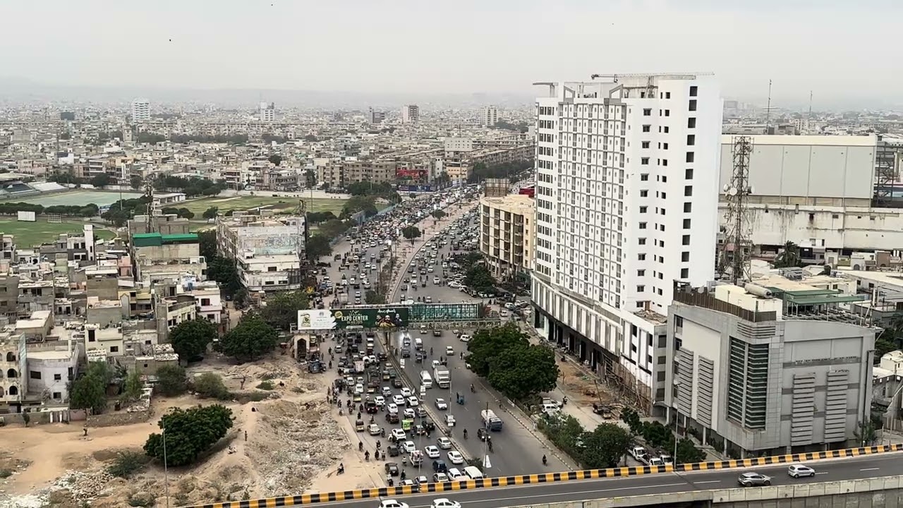 Karachi Rashid Minhas Road Weekend Evening Traffic Rush