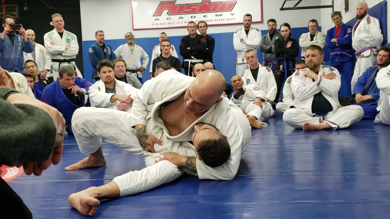 PEDRO SAUER | Kesa Gatame Scarf Hold Defense