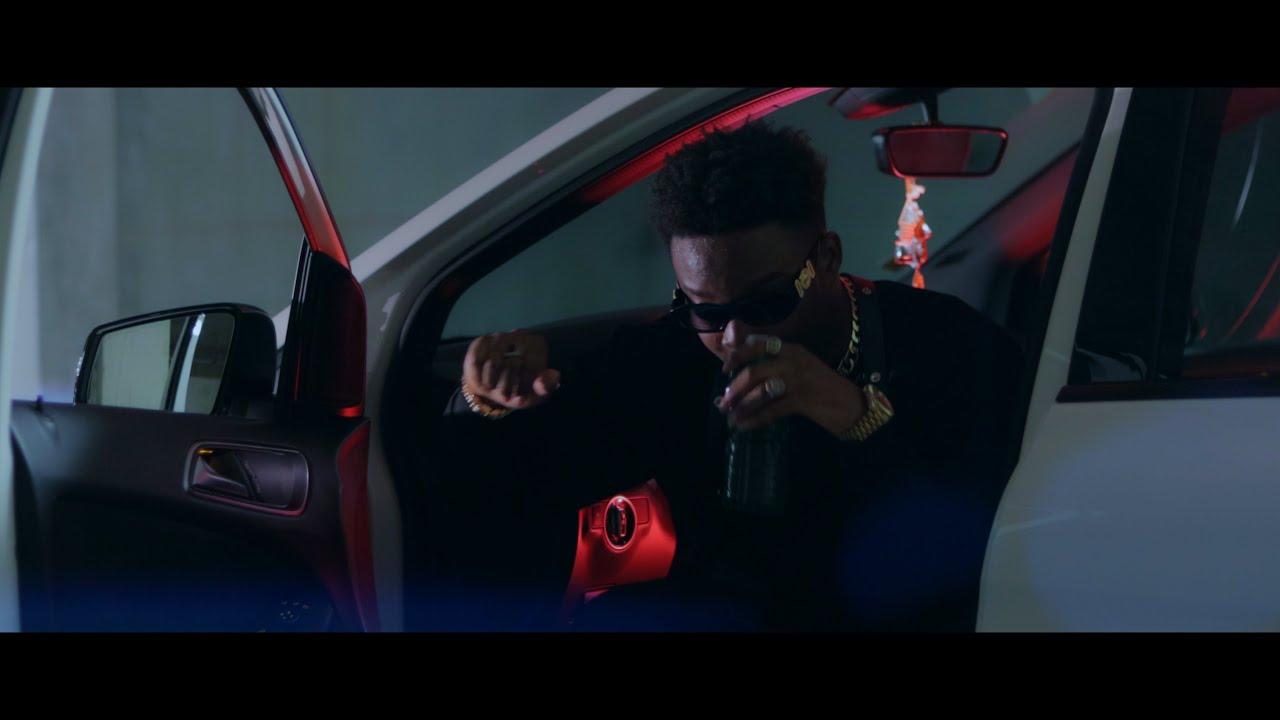 13SAVAGE(100ROYAL) - SUBSTANCE (Clip Officiel)