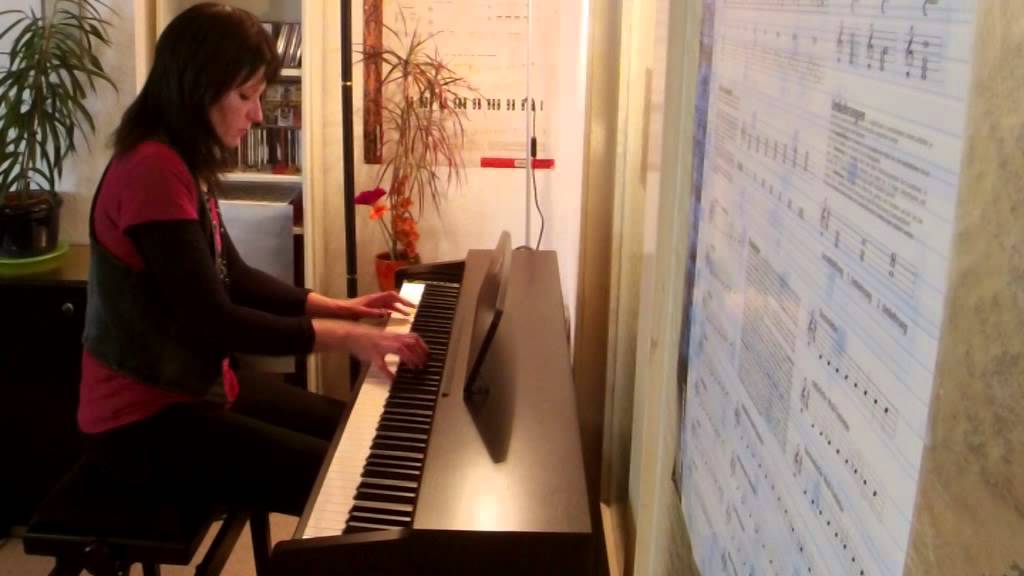 ILKE KALDEN plays 