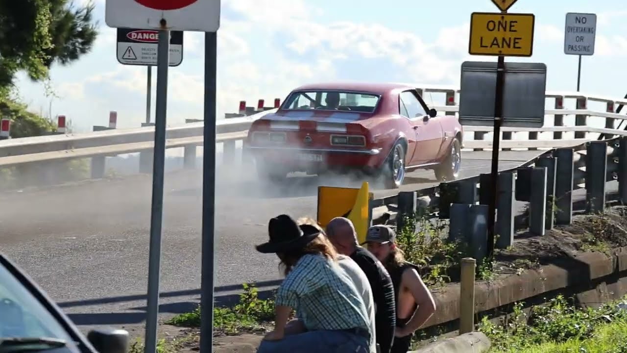 BEST OF AUSTRALIAN CAR CULTURE!! Cars Leaving, Doing Burnouts Aussie Style And More!!