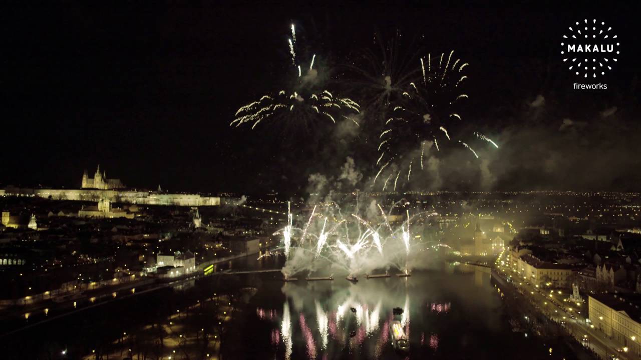 Velkolepý pyromuzikál na Vltavě | Grand pyromusical on Vltava river - MAKALU Fireworks