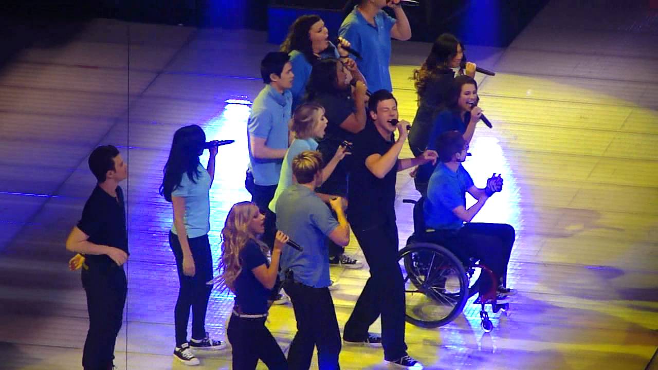 Glee Live Intro - Don't Stop Believin Izod Center 6/17/2011