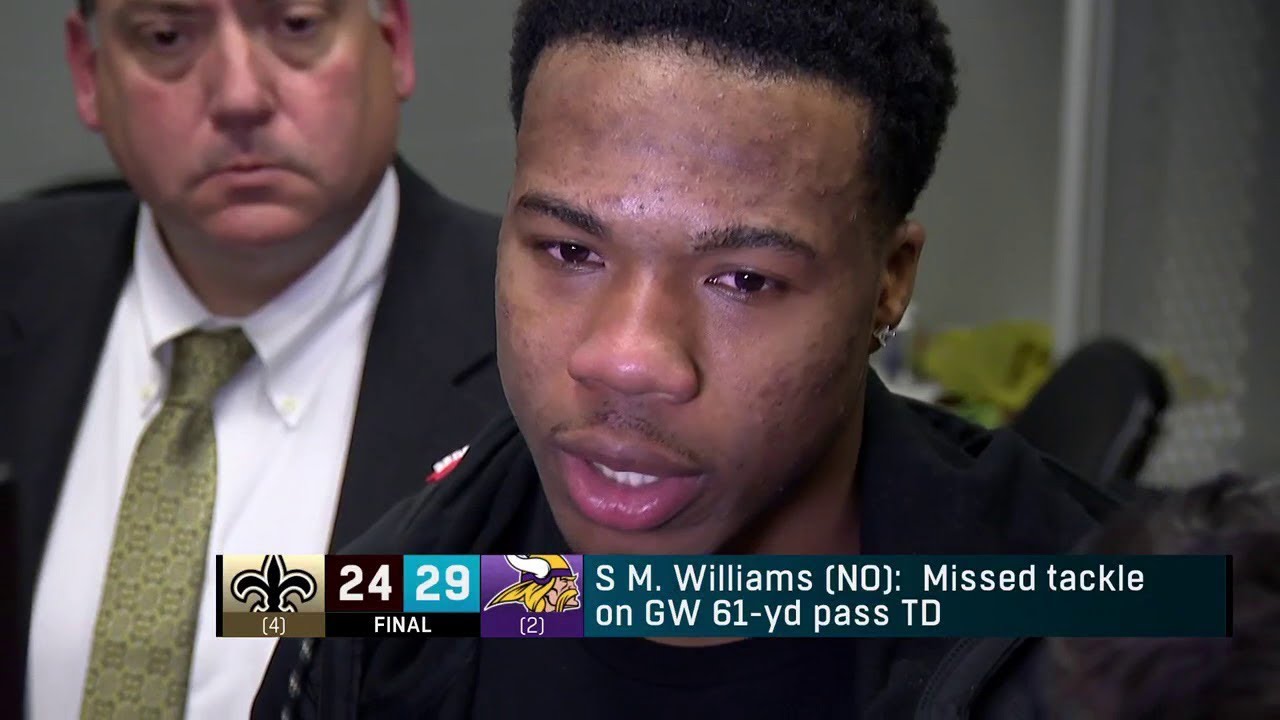 10 HORRIBLE Plays That Cost a Team Their Season