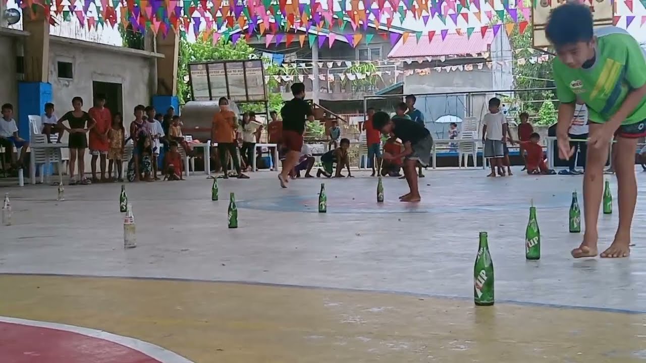 BOTTLE RELAY(SUKSOK HUGOT STRAW )