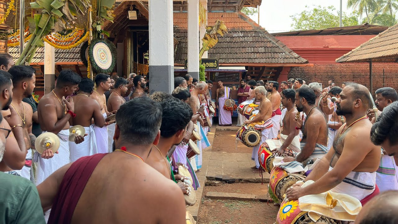 Thimila Theeru by Kariyannur Thirumeni + Madhalam mugham by Cherpulassery Sivashan