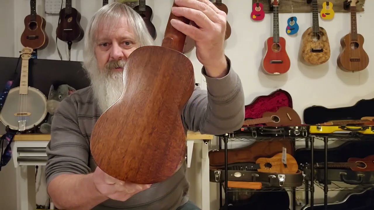 Soprano Ukulele Comparison. Vintage Kamaka Deluxe, KoAloha Pineapple, Gretsch, Bruko, Famous/Kiwaya