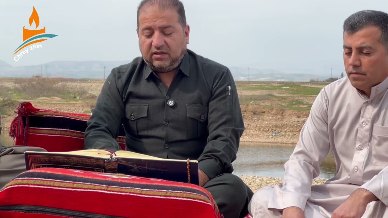 لە دیمەنێکی ناوازە و پڕ لە ڕامان، سێ قورئانخوێنی دەنگخۆشی شارەدێی کەلەکچی،