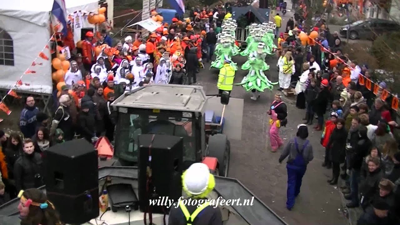 Carnavalsoptocht Westervoort 2012, Vredenburgstraat Deel 2