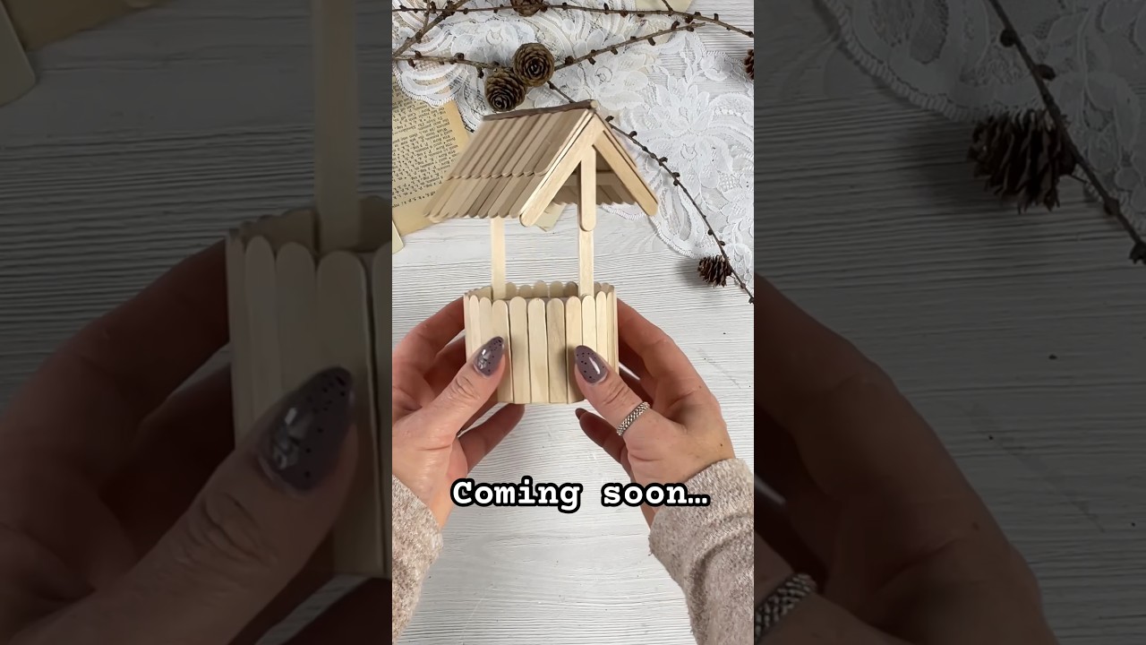 Craft Sticks Mini Wishing Well #emiliasieradzan