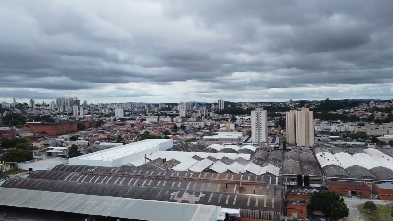 Video para parasila&ccedil;&atilde;o anti-democr&aacute;tica em Jundia&iacute;