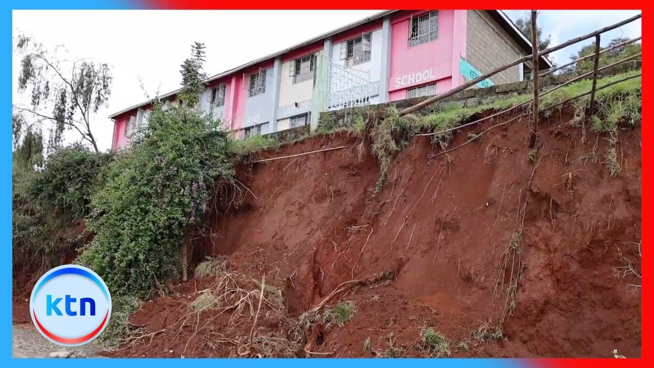 Hofu Lari Baada ya Sehemu ya Barabara ya Mau Mau Kuporomoka Kufuatia Mvua Kubwa