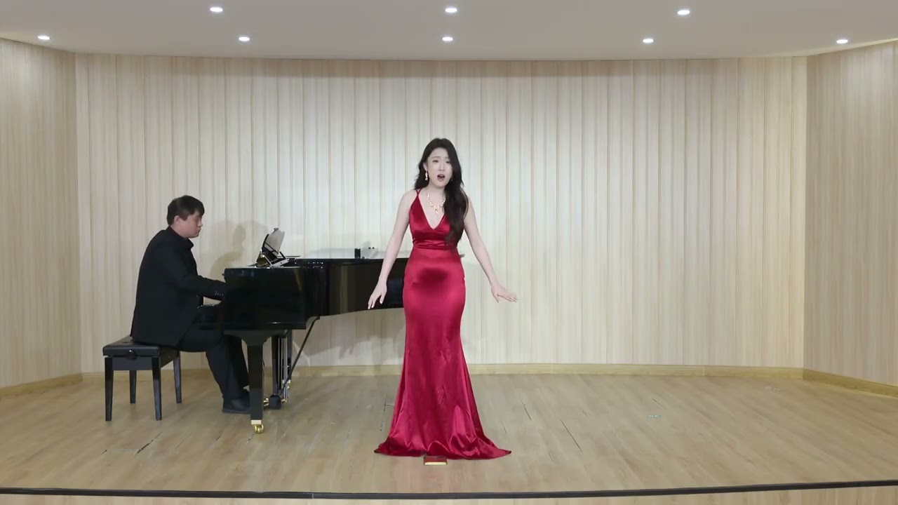 Schubert - Gretchen am Spinnrade (With Intro)