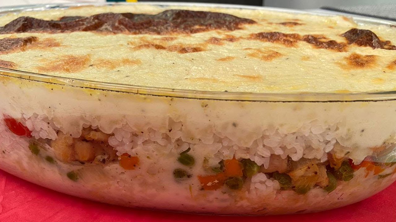 طريقة عمل أرز بالبشاميل | العزومة مع الشيف فاطمة أبو حاتي