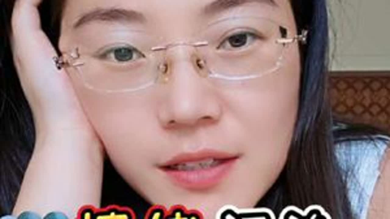 你听说过“情绪污染”吗？一个真实的悲剧：妻子抑郁多年，丈夫竟因此患ai去世。我们常常忽略了，自己的坏心情，正在悄无声息地消耗、甚至摧毁身边最亲的人。这期视频，希望能给你敲响一记警钟。#正能量 #...